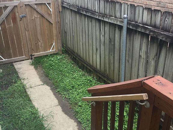4th image of 1618 Lizardi St