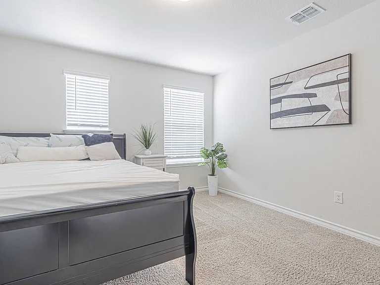 7019 Capella Cir — Photo 34