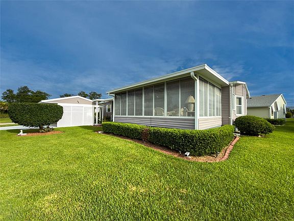 3rd image of 180 Nightingale Cir