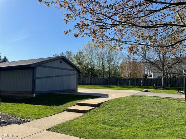 7077 Bristlewood Dr, Painesville, OH 44077