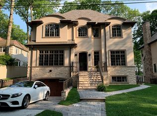 310 London Rd, Staten Island, NY 10306