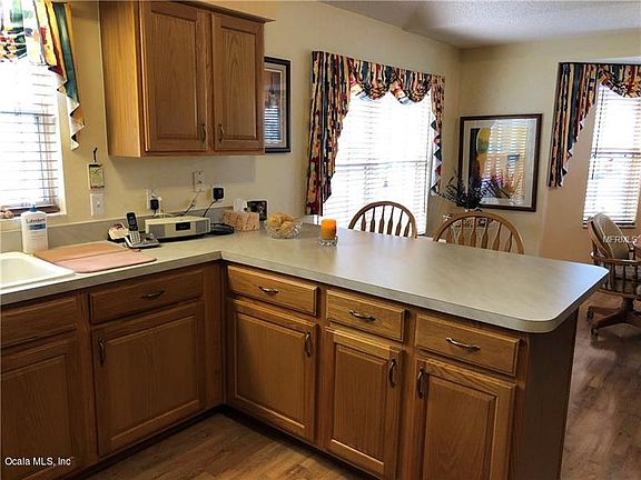 4th image of 2104 Salas Pl