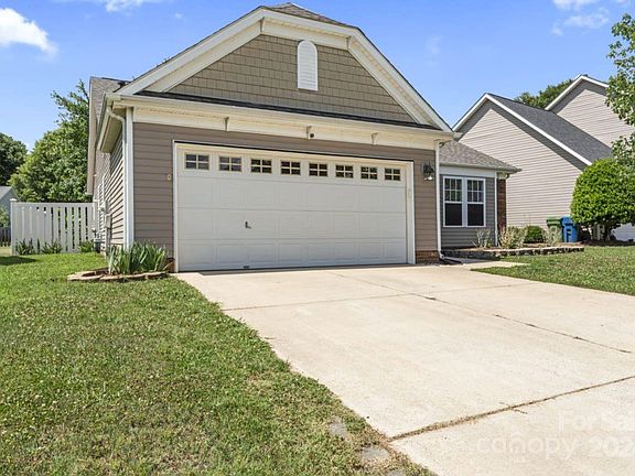 2nd image of 108 Crestwood Dr