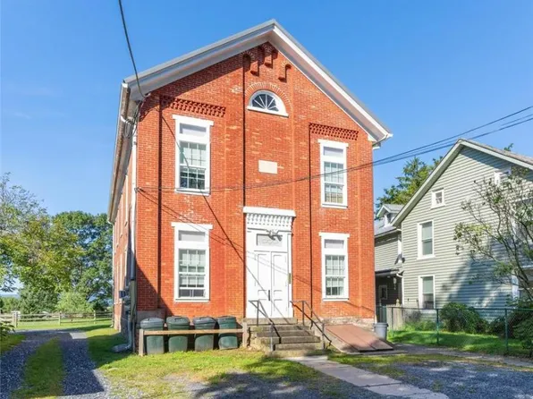 7314 Blue Mountain House Rd, Kempton, PA 19529