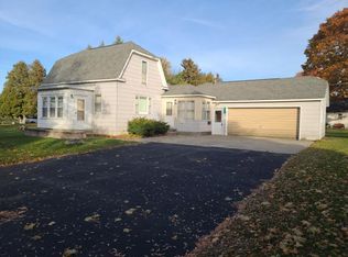 608 9th St, Sebewaing, MI 48759