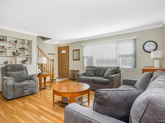 4th image of 117 Midwood Avenue