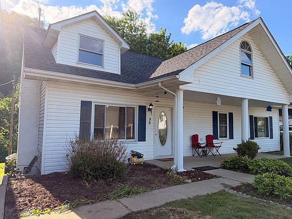 5th image of 98 Cardinal Dr