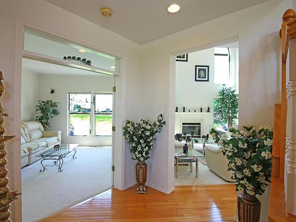 3rd image of 2204 Halma Ct