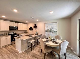1739 Paisleigh Dr, Cantonment, FL 32533