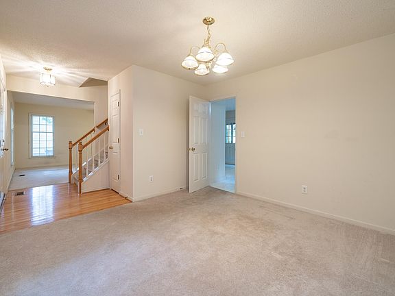 3rd image of 4215 Ellisfield Dr