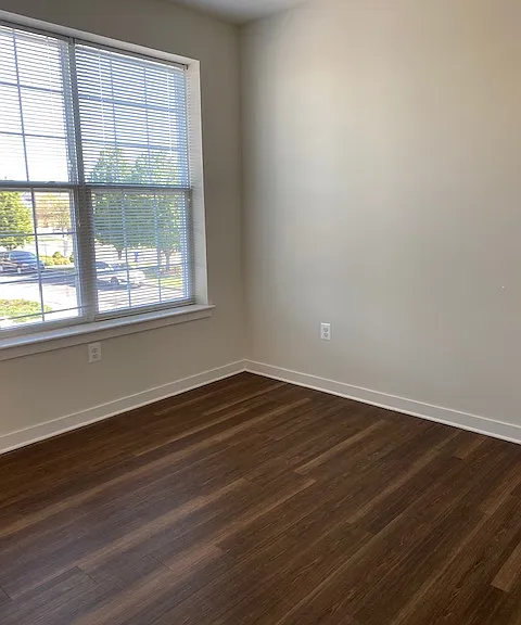 301 Carols Pl — Photo 4