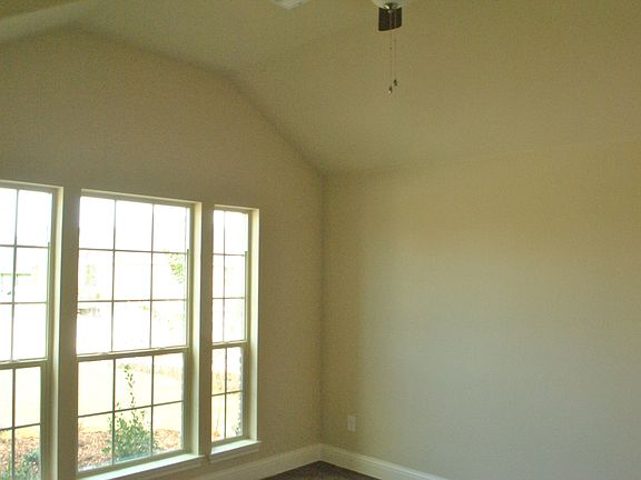 5th image of 1308 Town Creek Cir
