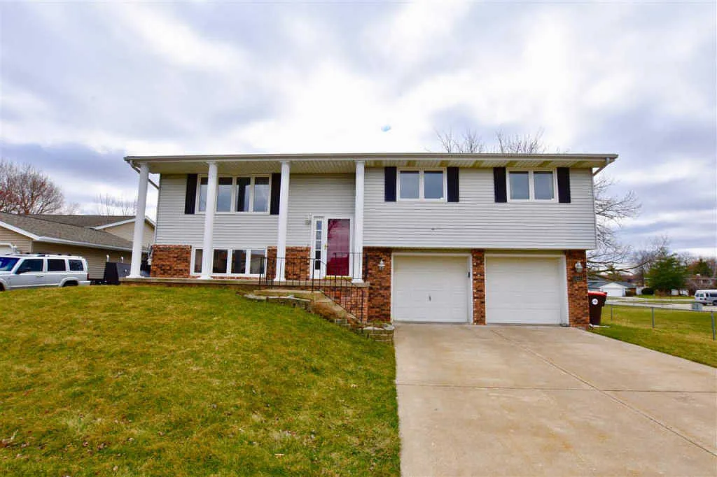 3606 W Bennington Ct photo 1