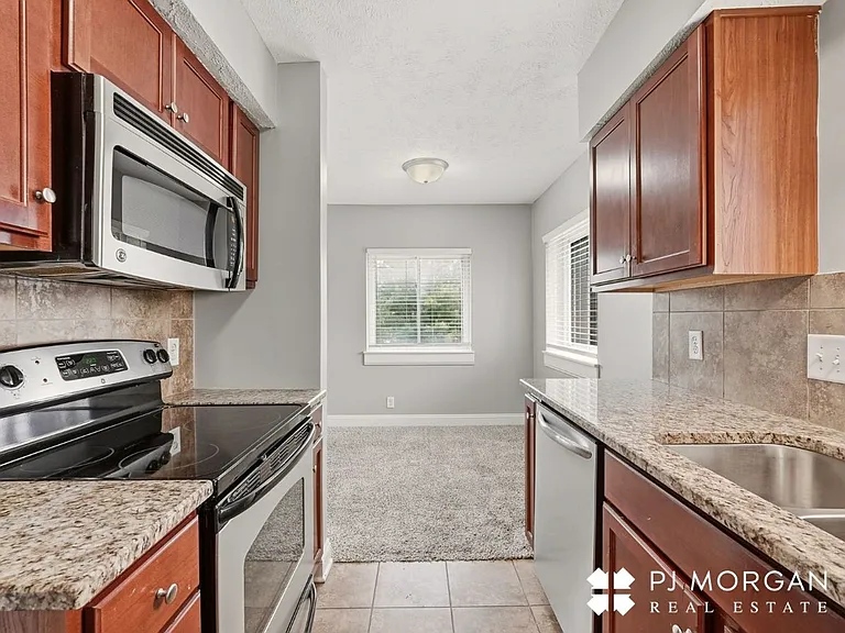 Mill Pointe — Photo 35
