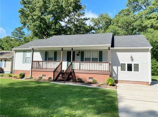 132 Mann Dr, Chesapeake, VA 23322