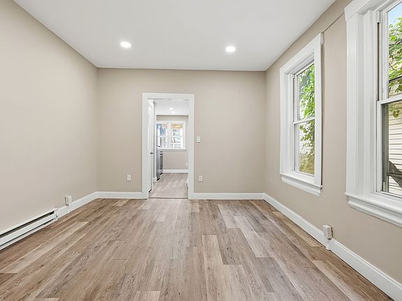 3rd image of 26 W North St APT 1