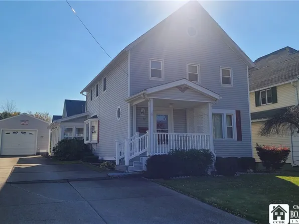 77 E Doughty St, Dunkirk, NY 14048
