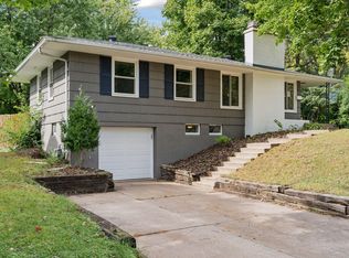 420 Harrison Ave S, Hopkins, MN 55343