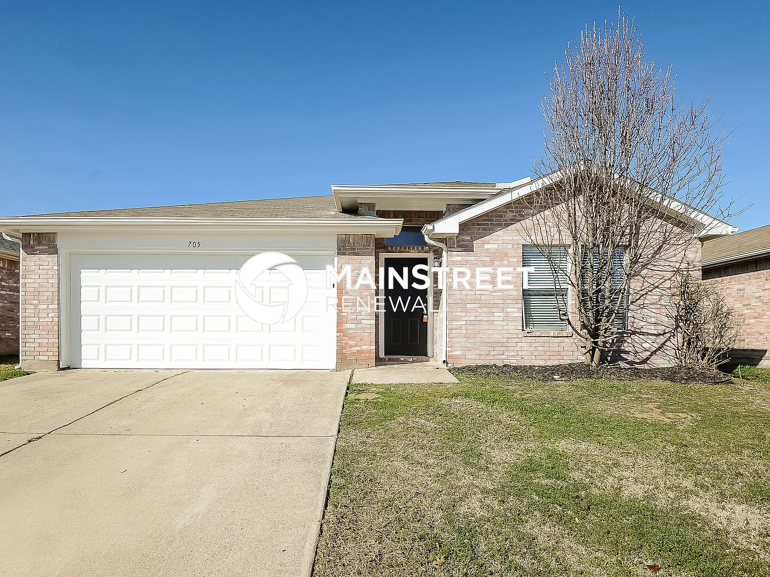 705 Langford Dr — Photo 1