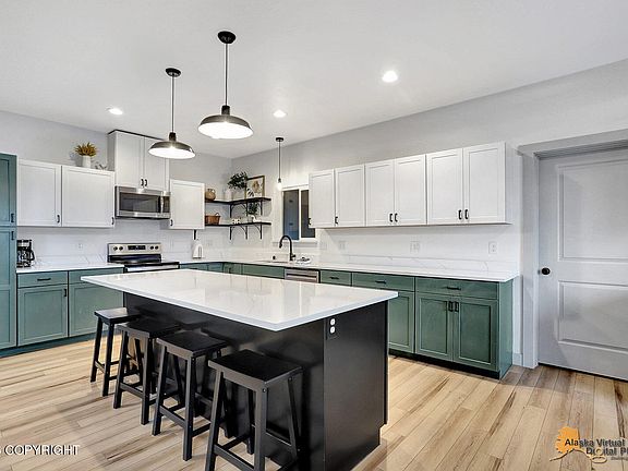 3rd image of 15125 E Washington Blvd