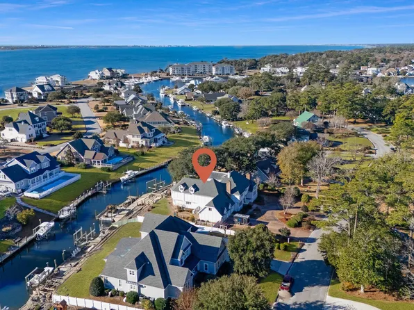 5207 Webb Court, Morehead City, NC 28557