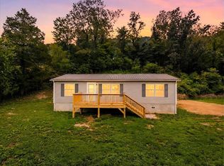 2828 Raleigh Cir, Shawsville, VA 24162