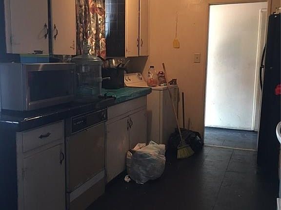 4th image of 1107 Tumbleweed Ave #1