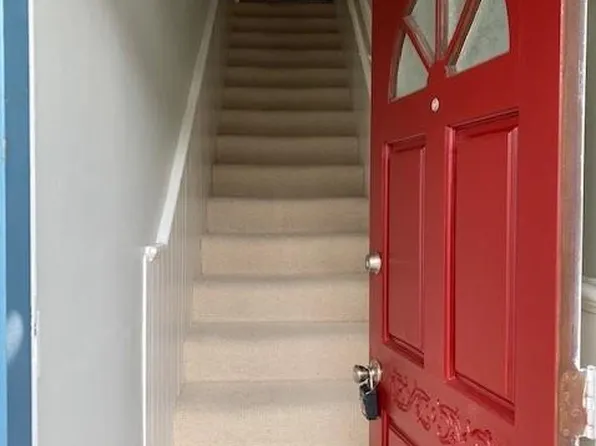 138 Forest Ave #3, Pacific Grove, CA 93950