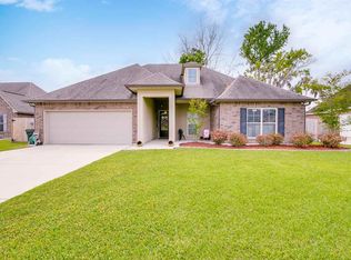 438 Sugar Cane St, Houma, LA 70364