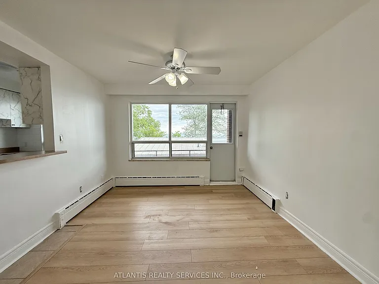 67 Lake Shore Dr #9 — Photo 4
