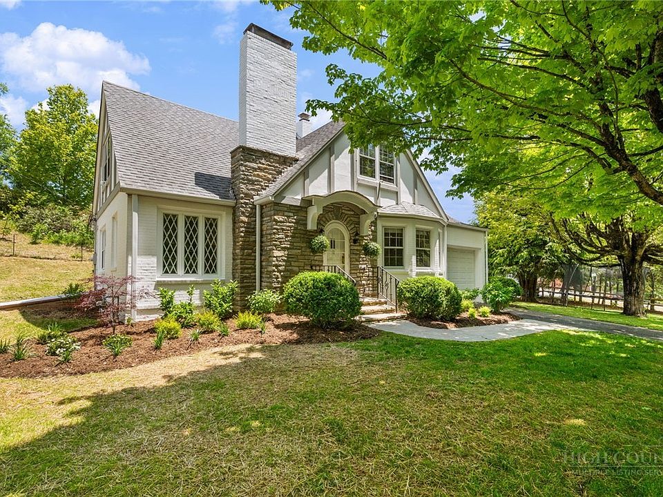 1st image of 616 Cranberry Street