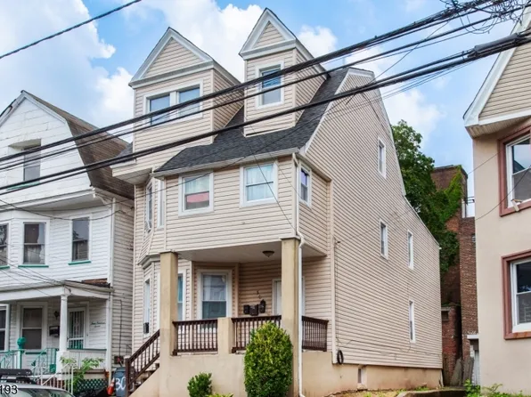 305 S 11Th St, Newark City, NJ 07103