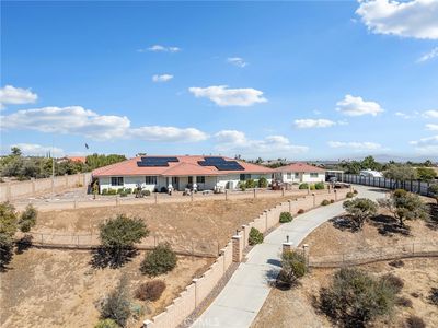 10660 Ranchero Rd, Oak Hills, CA, 92344