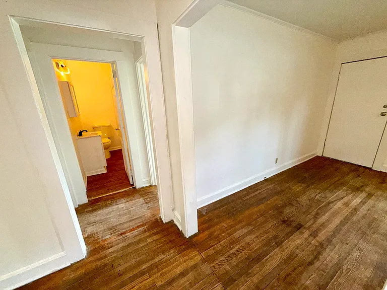 1871 Merritt Dr — Photo 16
