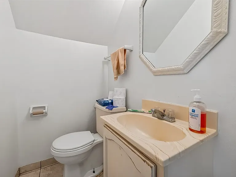 3834 Willow Spring Ln — Photo 10