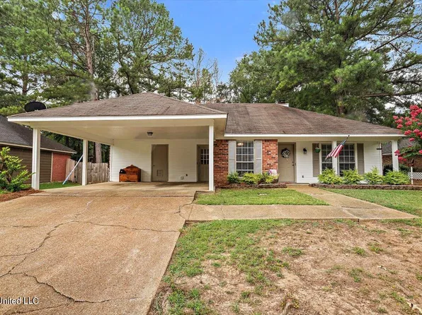 305 Brookwoods Dr, Ridgeland, MS 39157