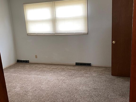 5th image of 6810 W Kathleen Ct #8