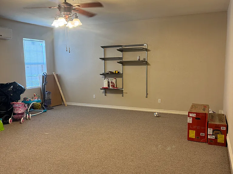 5229 Brewster Dr — Photo 11