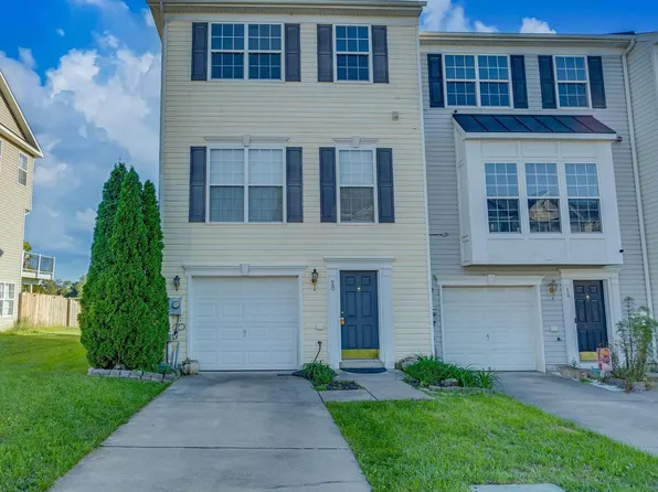 20 Hokes Run, Inwood, WV 25428