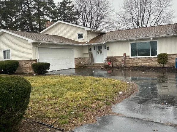2222 Port Clinton Rd, Fremont, OH 43420