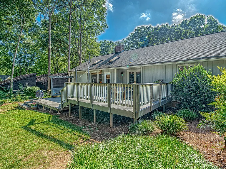 1810 Wandering Way Dr — Photo 23
