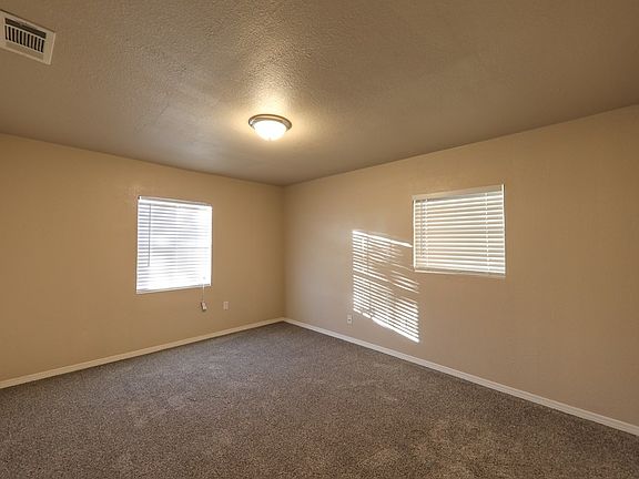 4th image of 2102 W 7th St