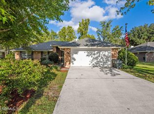 1277 MCGIRTS CREEK Drive E, Jacksonville, FL 32221
