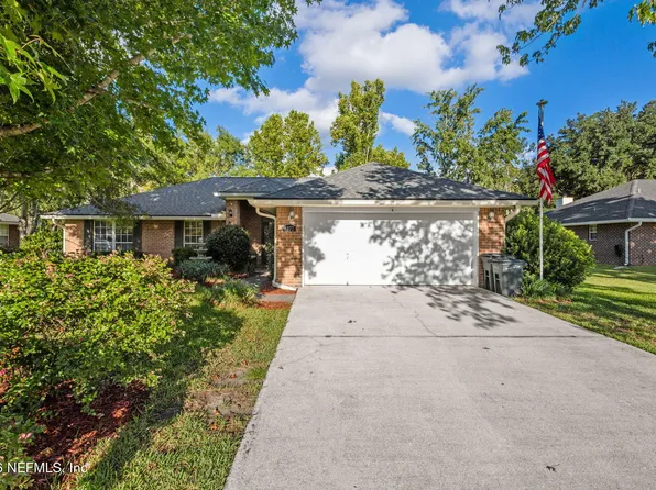 1277 MCGIRTS CREEK Drive E, Jacksonville, FL 32221