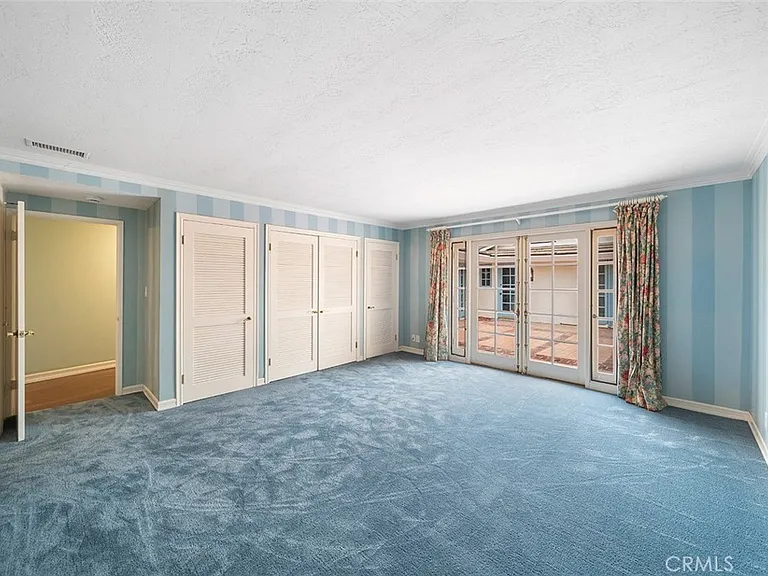 905 Emerald Bay — Photo 21