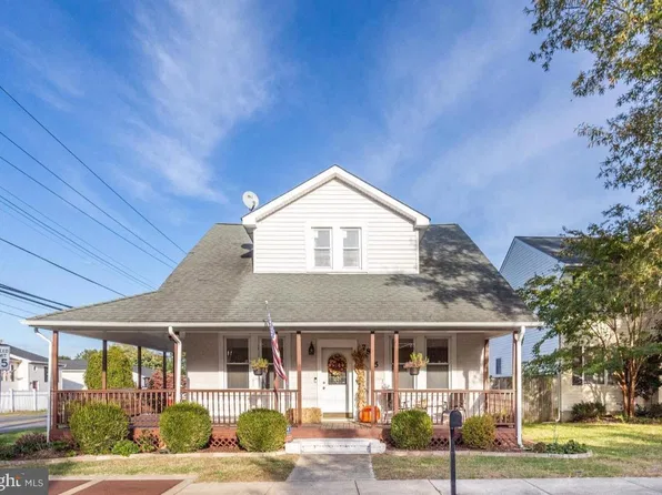 7815 Catherine Ave, Pasadena, MD 21122