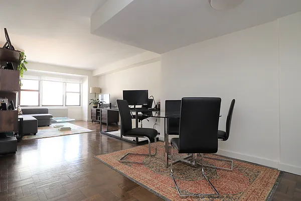 Rented by Corcoran | media 33