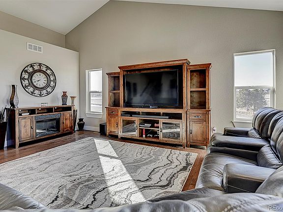 5th image of 8325 Singletree Ct
