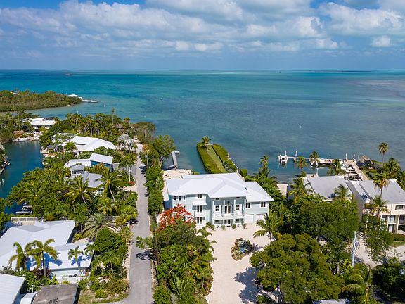 2nd image of 94225 Overseas Highway Ky