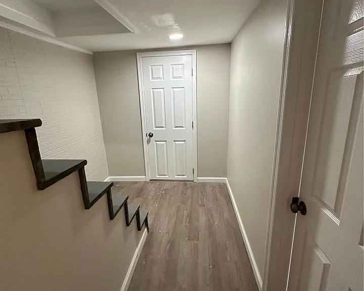 220 Crane St #1 — Photo 14